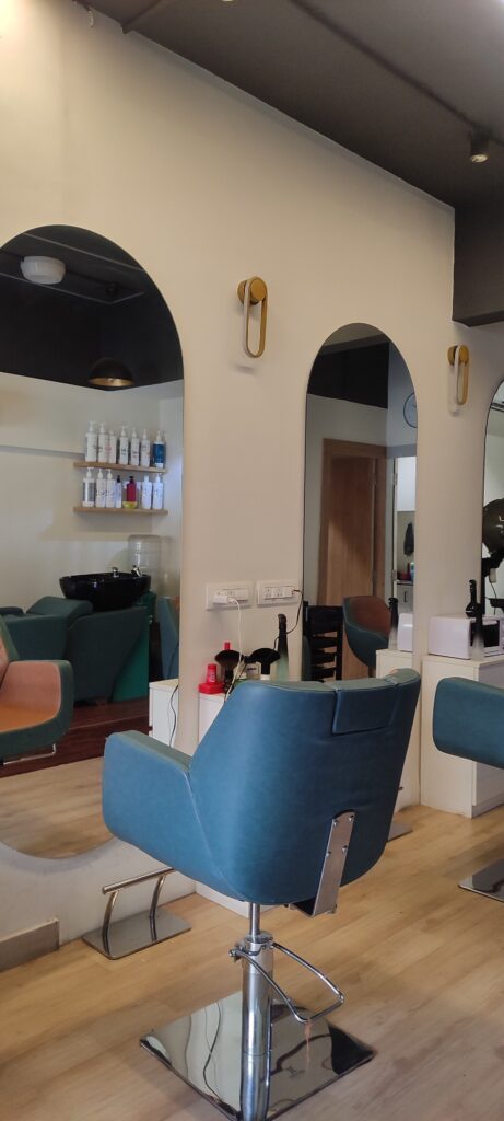 studio-unisex-salon-mumbai-beauty-parlours-jcjr4911v4